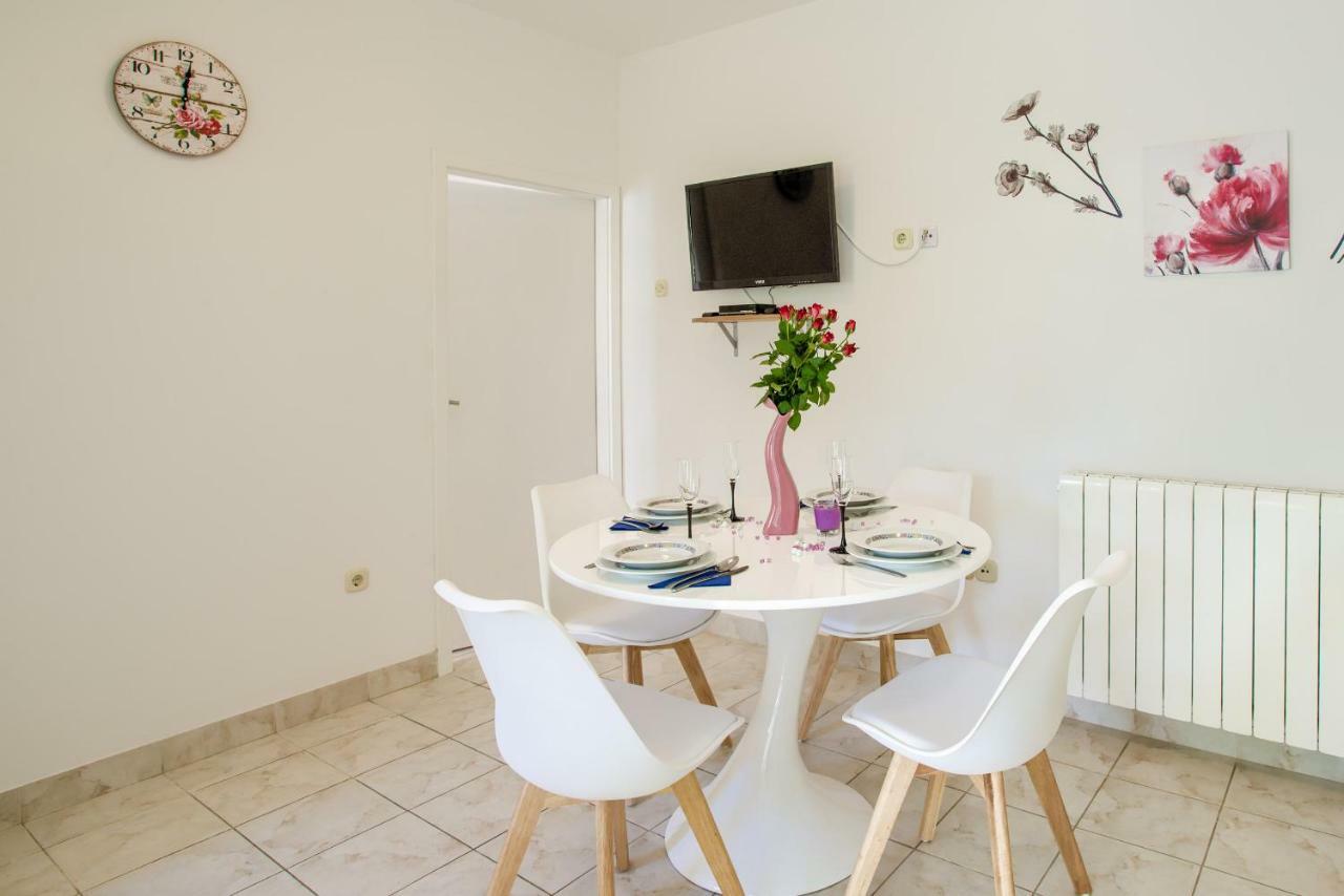 Apartman Paola Pula Luaran gambar