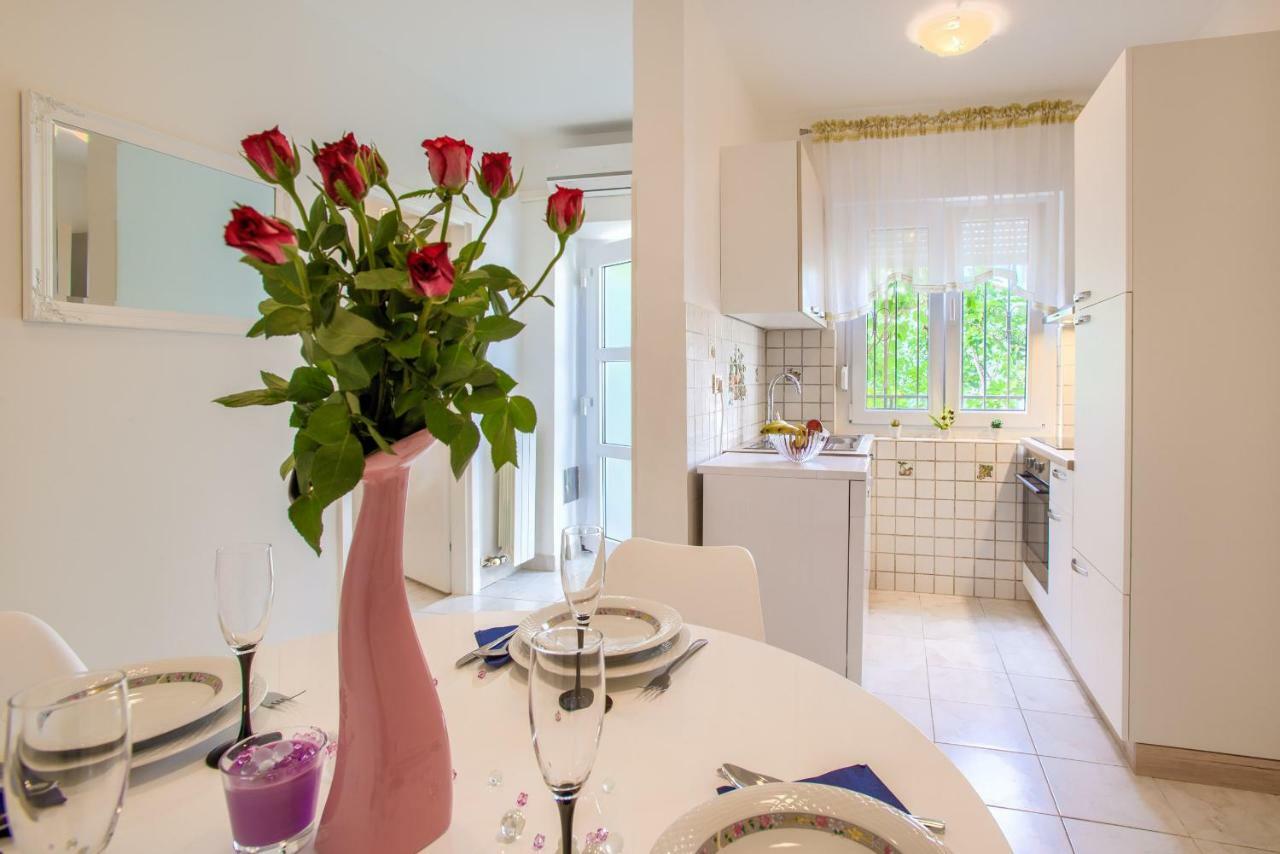 Apartman Paola Pula Luaran gambar