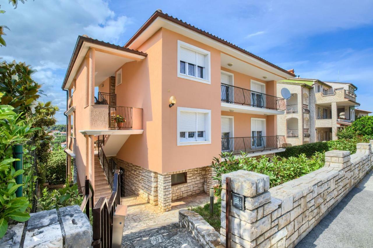 Apartman Paola Pula Luaran gambar