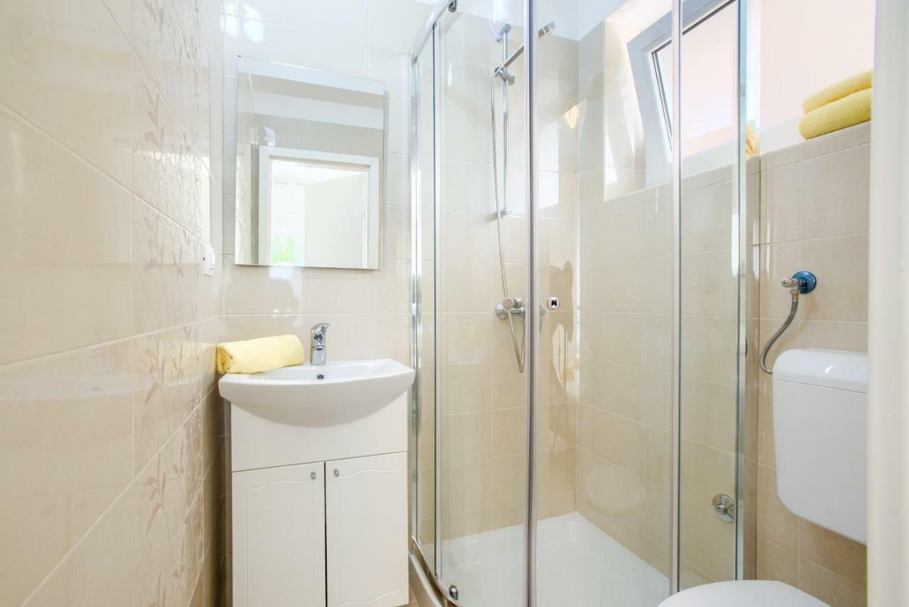 Apartman Paola Pula Luaran gambar