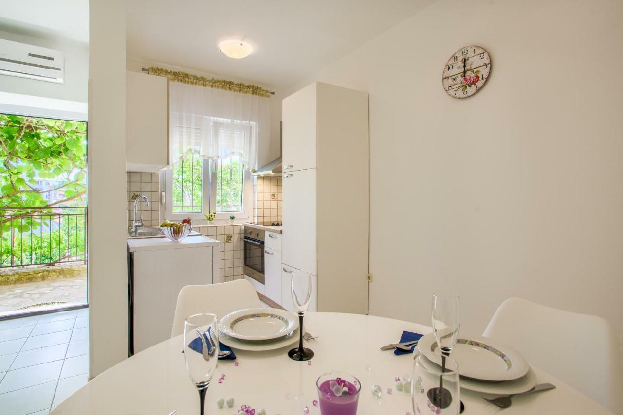 Apartman Paola Pula Luaran gambar